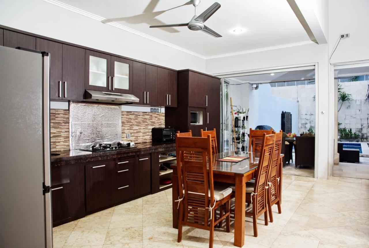 4 Bedroom Villa Kuta Regency B10 Eksteriør billede